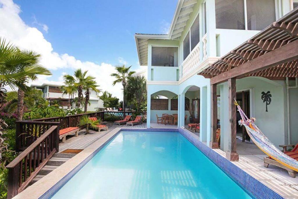 Pelican Paradise Villa - Leeward Beach Grace Bay Extérieur photo