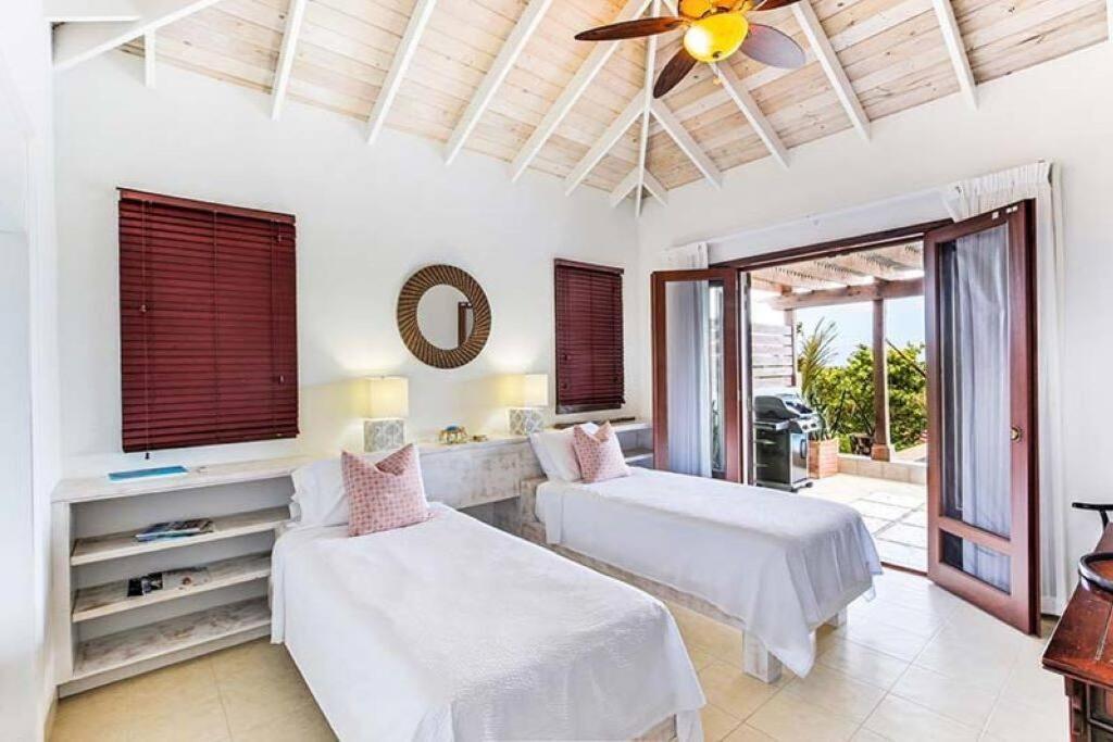 Pelican Paradise Villa - Leeward Beach Grace Bay Extérieur photo